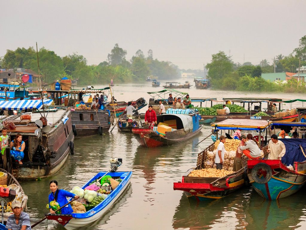 Floating market